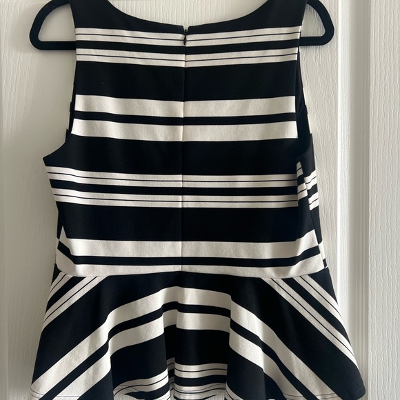 INC International- Peplum Sleeveless Top - Picture 2 of 3